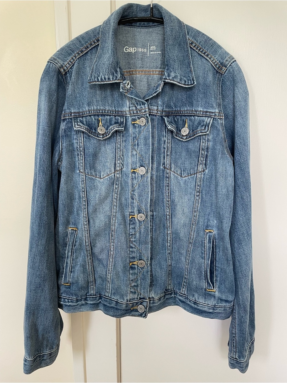 GAP Denim Jacket - Trucker Style - Women’s